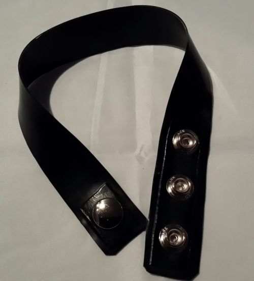 Black Stretchy Rubber Bicep Strap.